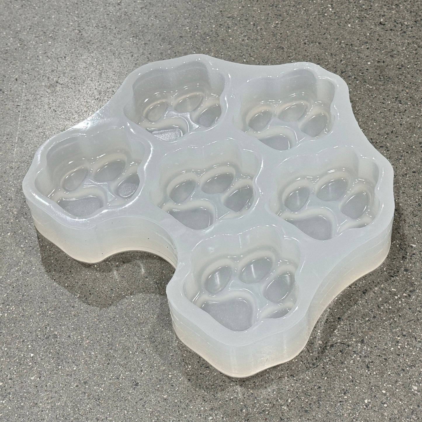 6 Cavity Silicone Soap Mold - Dog Paw